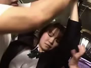 電車痴漢輪姦 日本學妹係巴士上強迫亂交